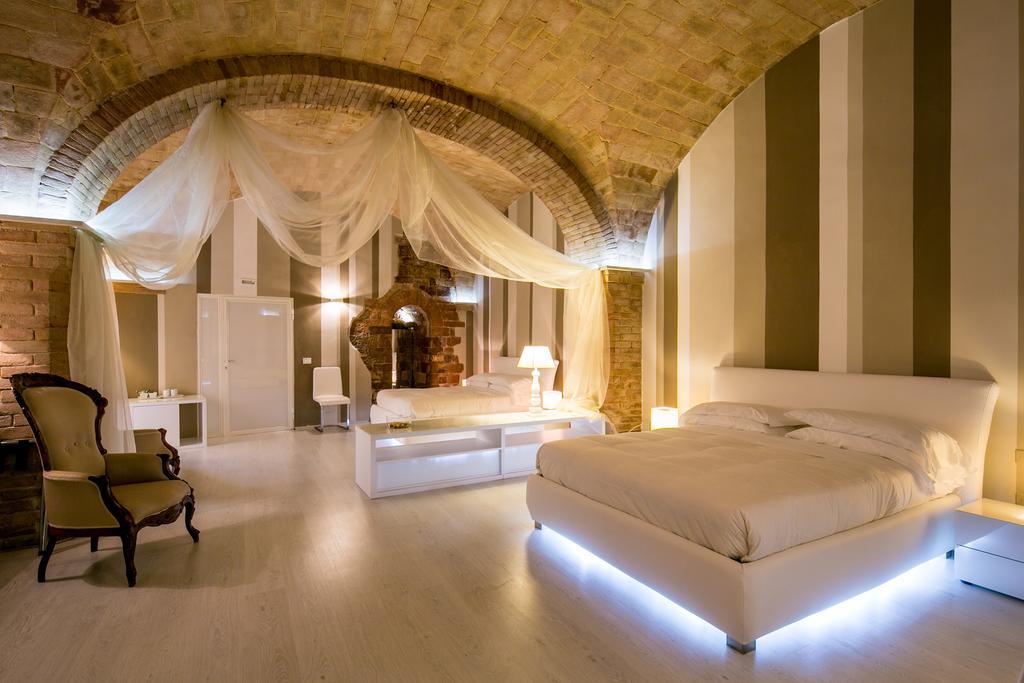 Hotel Degli Affreschi Montefalco Oda fotoğraf